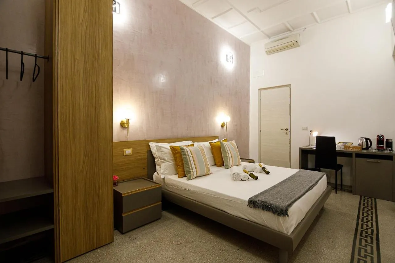 Erreggi Luxury Rooms Řím 0*,  Itálie